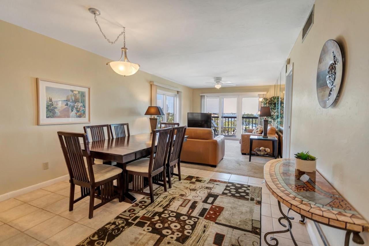 Gulf Gate Resort By Travel Resort Services St. Pete Beach Exterior photo
